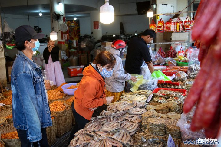 Tin tức sáng 9-1: Làm rõ vụ 'VICEM lỗ cả nghìn tỉ'; TP.HCM xử mạnh tay xe dù bến cóc - Ảnh 3.